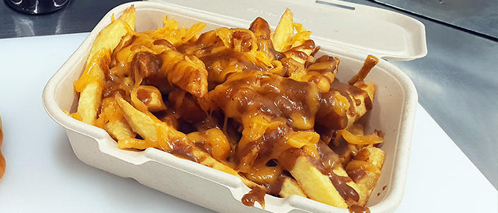 Fries, Cheese & Curry Sauce 